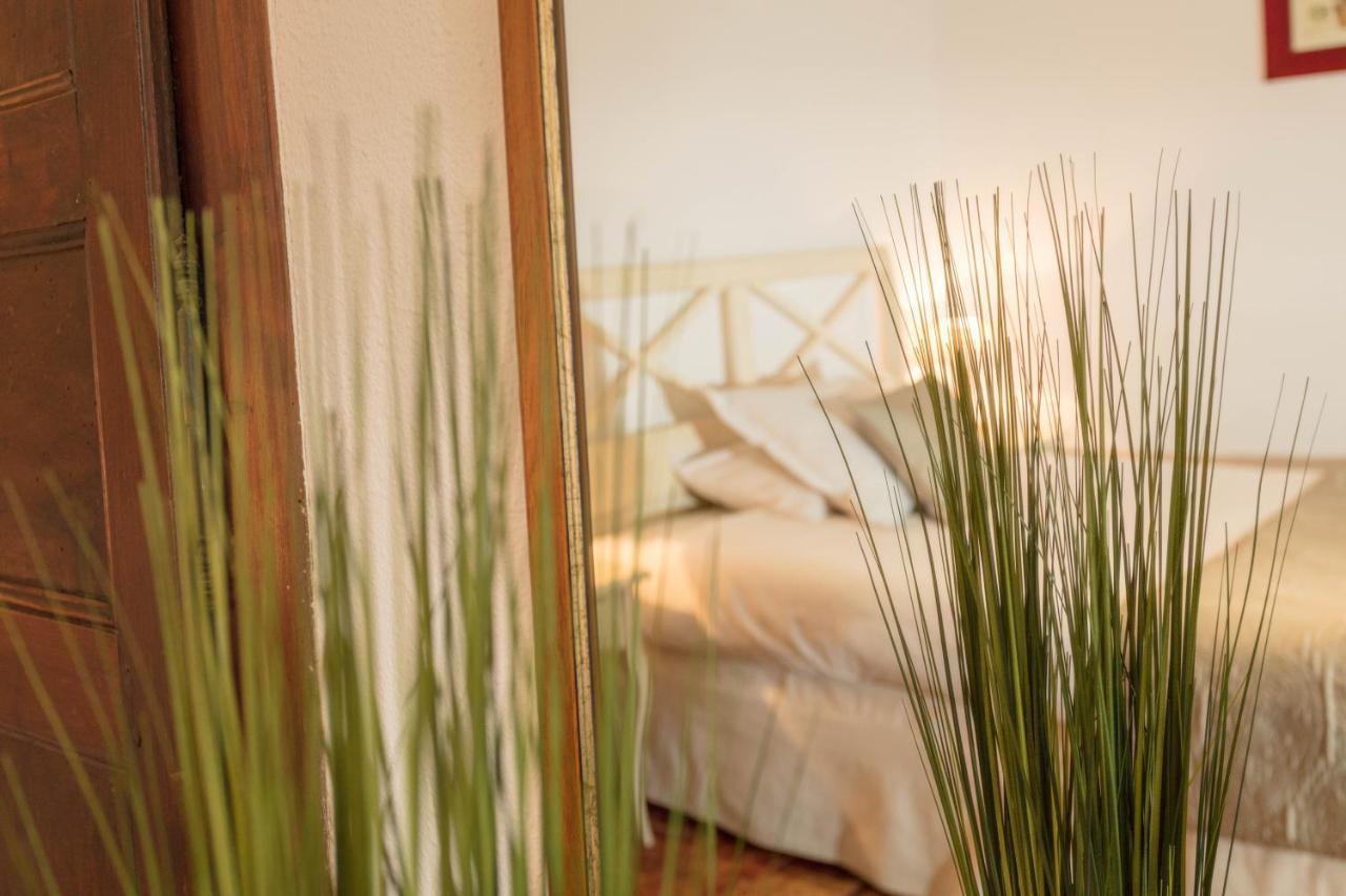 Logis Auberge Cote Jardin Hotel Lezignan-Corbieres Exterior photo